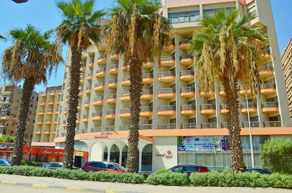 Boudle Grand Pyramids Hotel